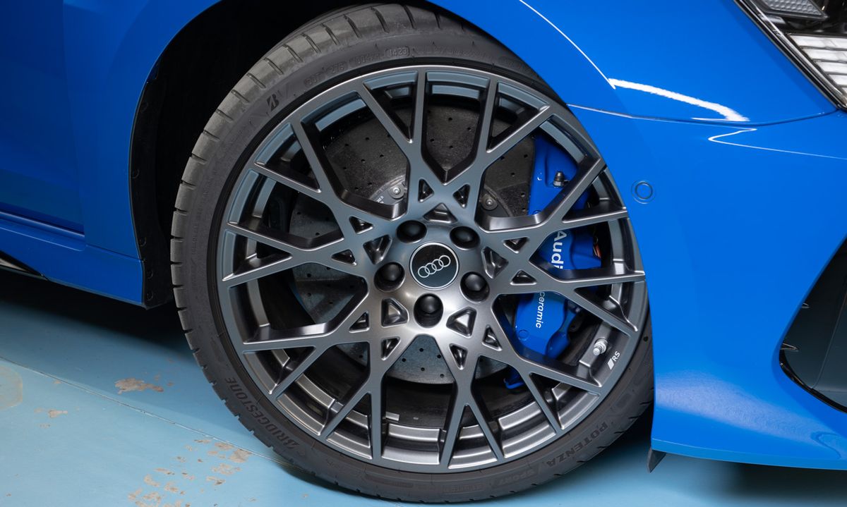 Audi RS3 Performance 1/300 – Foto 11