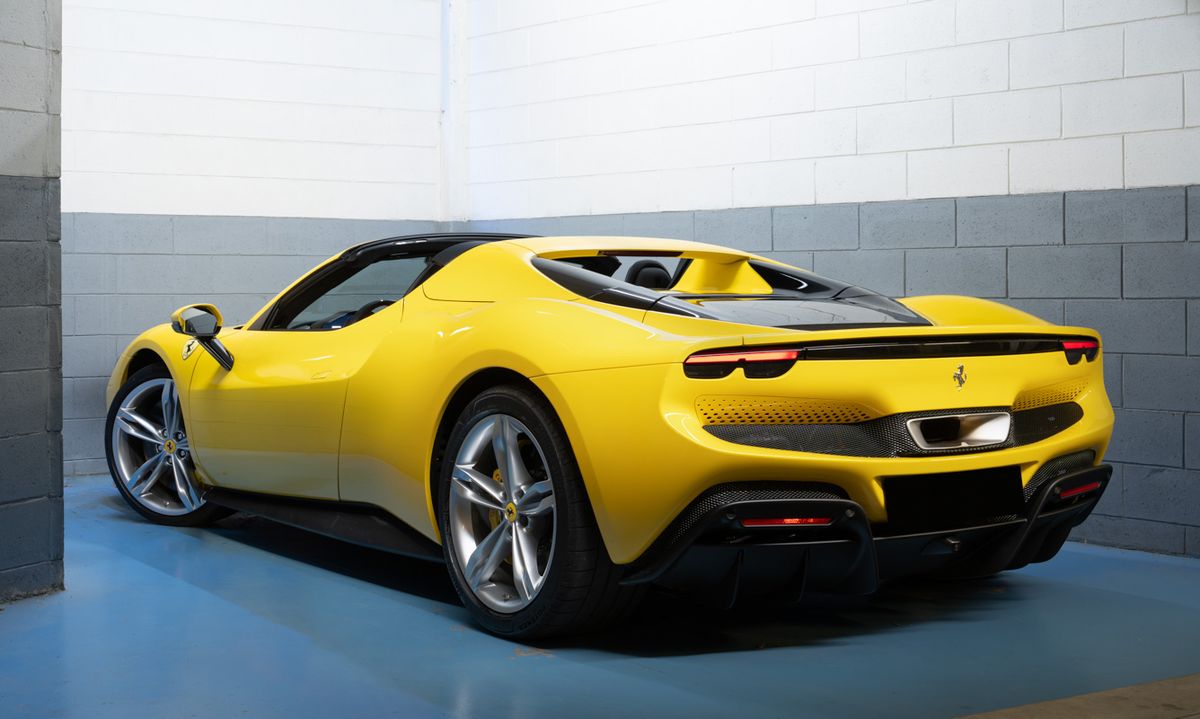 Ferrari 296 GTS – Foto 5