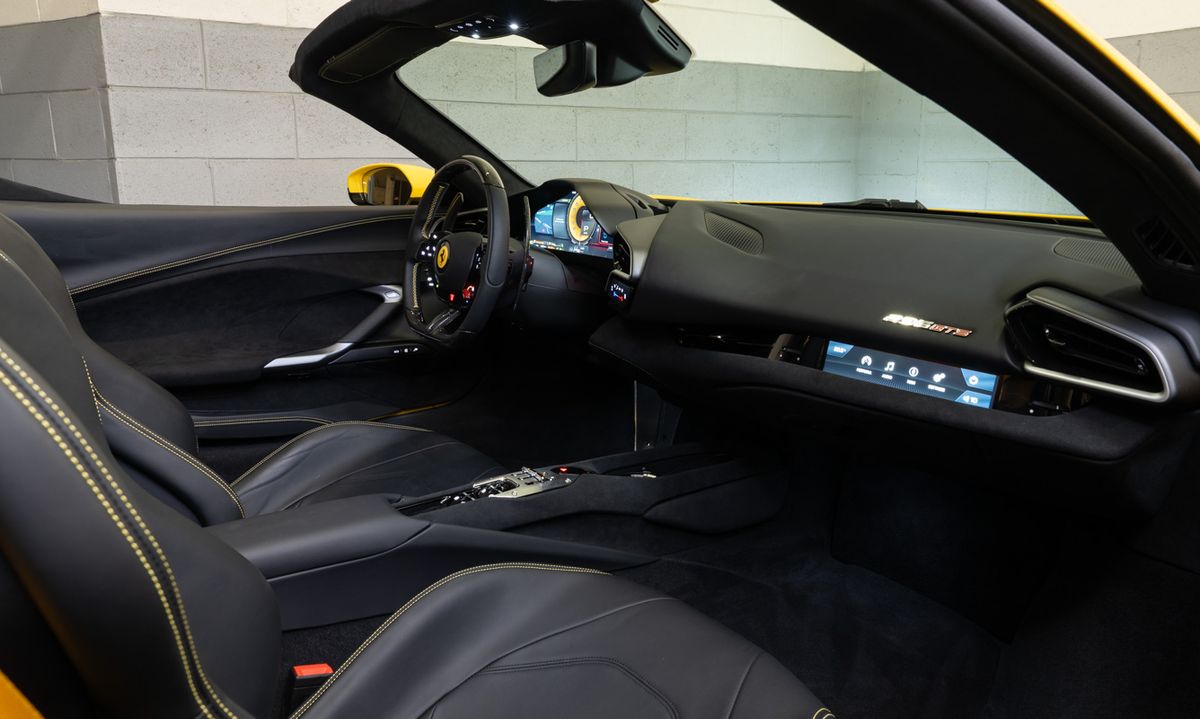 Ferrari 296 GTS – Foto 8