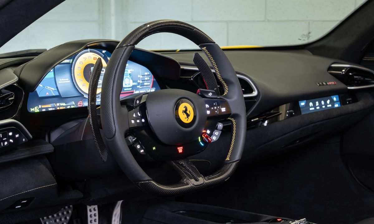 Ferrari 296 GTS – Foto 9