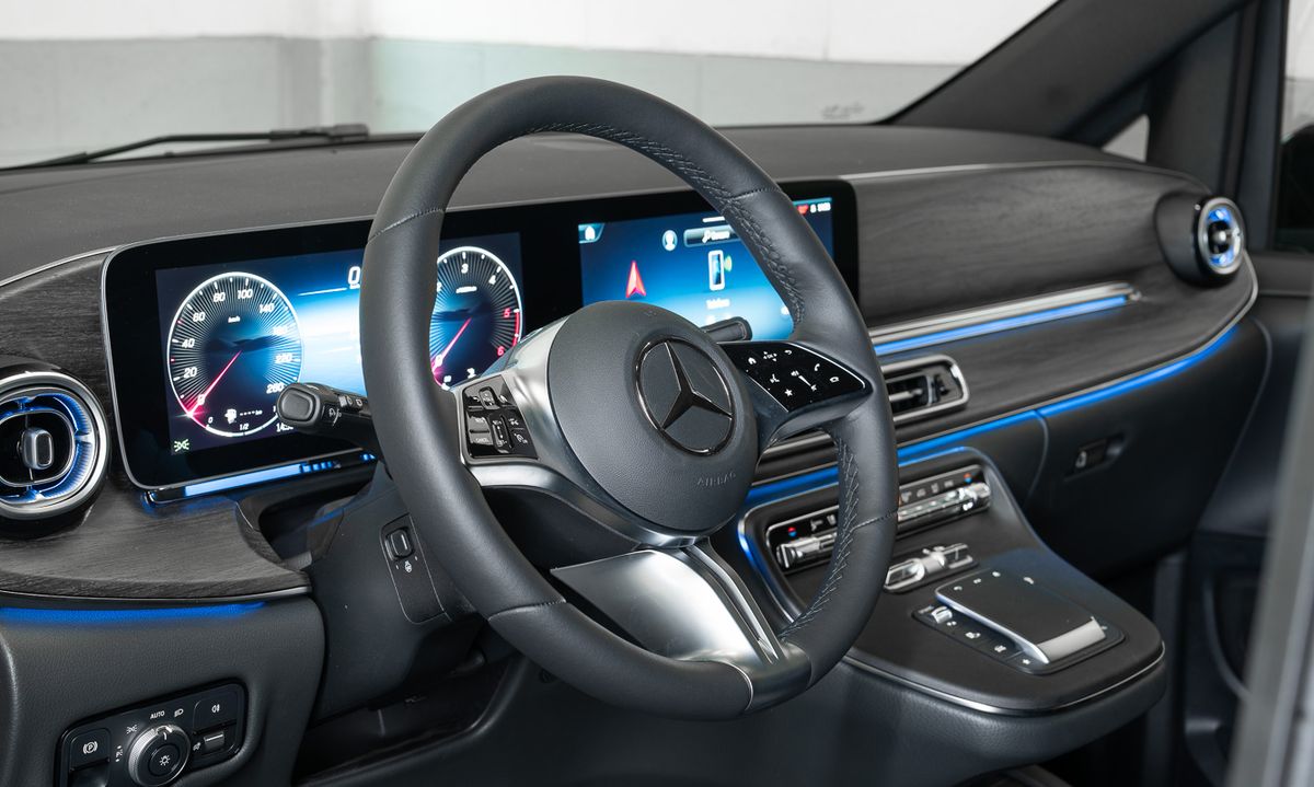 Mercedes-Benz V300d AMG 4Matic Extra Long – Foto 12