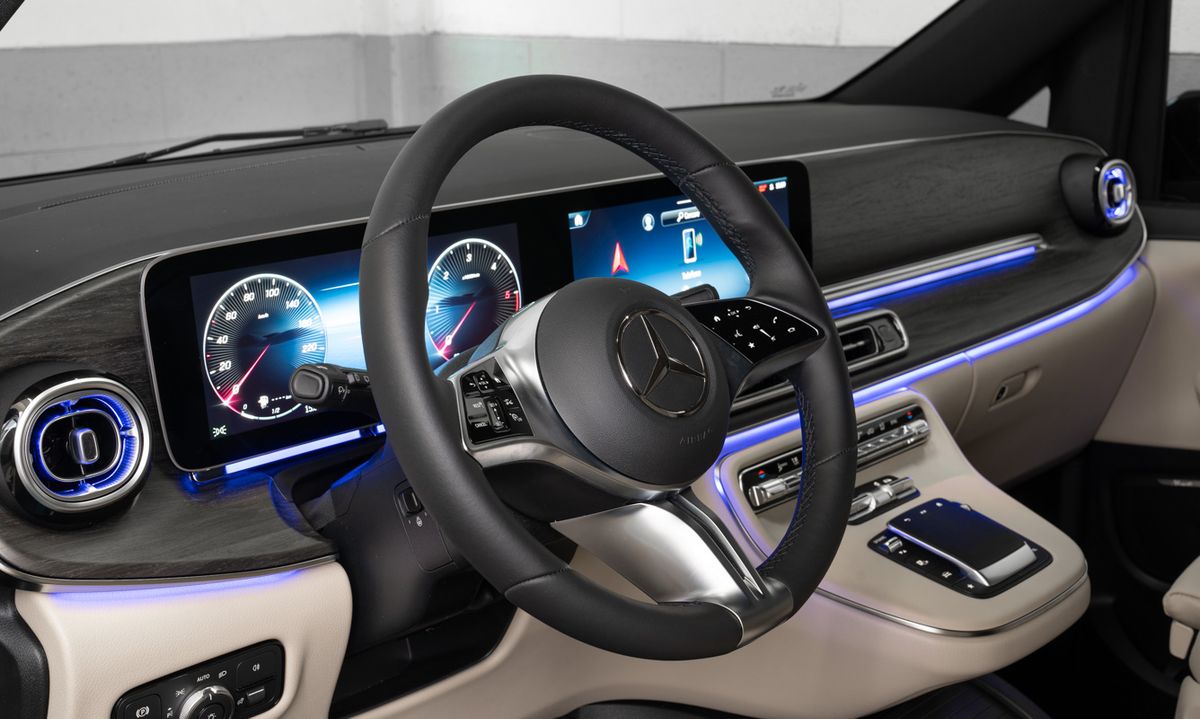 Mercedes-Benz V300d AMG 4Matic ExtraLong – Foto 12