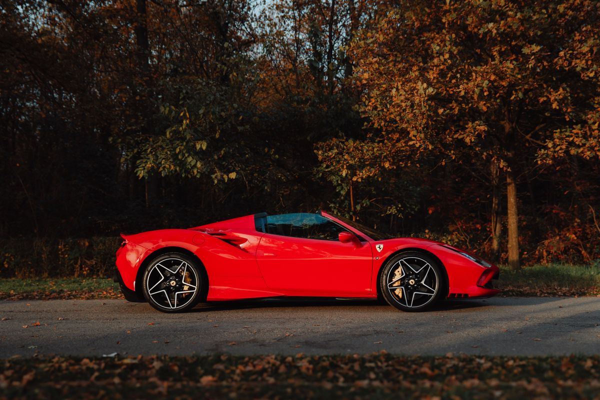 Ferrari F8 Spider Red Black Strips – Foto 9