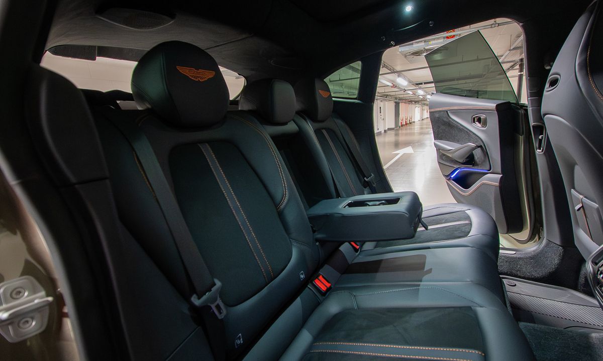 Aston Martin DBX 707 – Foto 11
