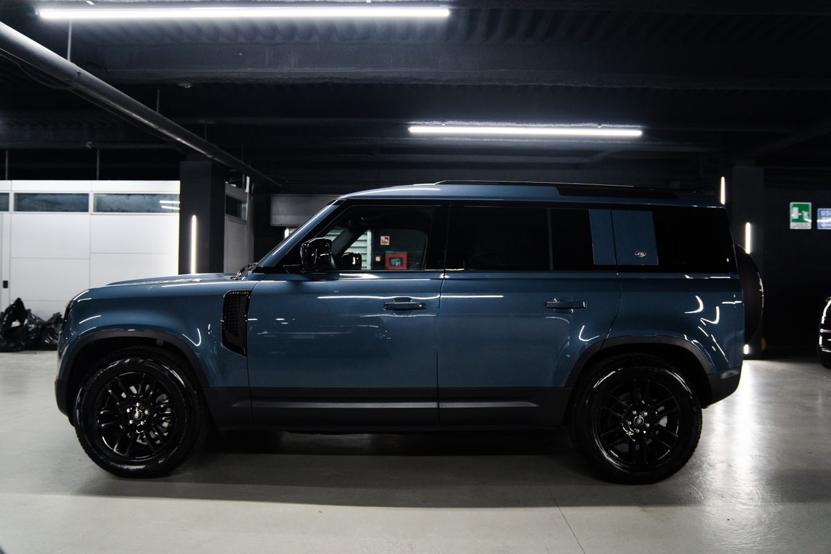 Land Rover Defender 7 seater – Foto 3