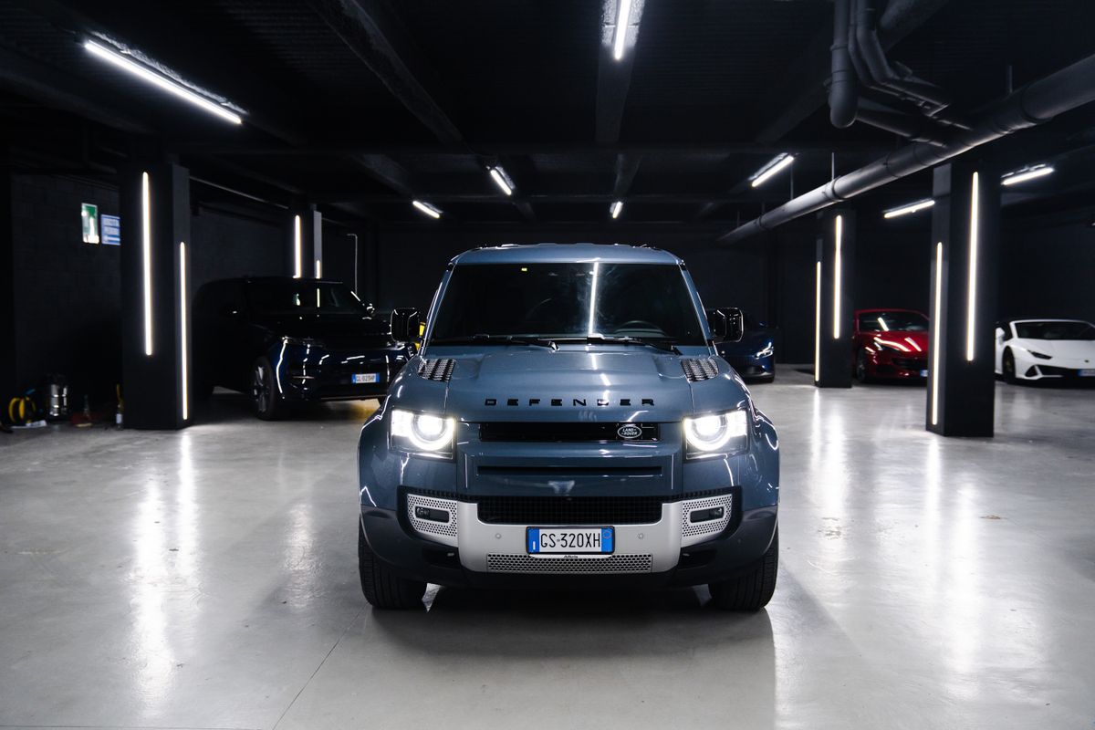 Land Rover Defender 7 seater – Foto 4