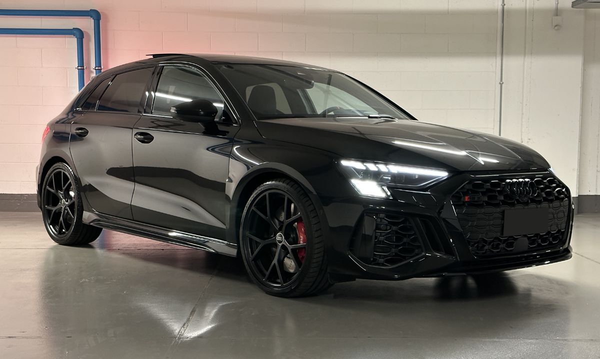 Audi RS3 SportBack Quattro S-Tronic (8Y)