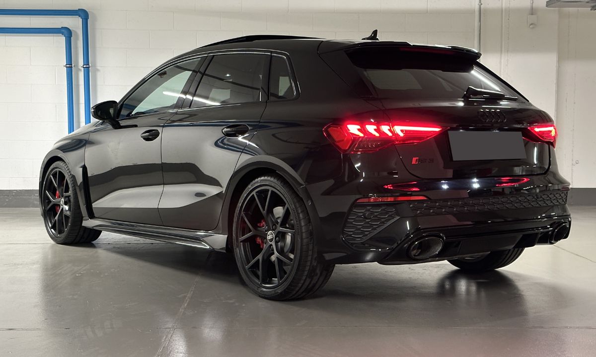 Audi RS3 SportBack Quattro S-Tronic (8Y) – Foto 5