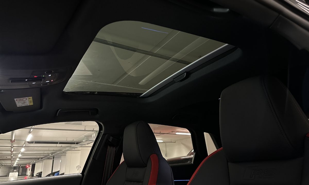 Audi RS3 SportBack Quattro S-Tronic (8Y) – Foto 10