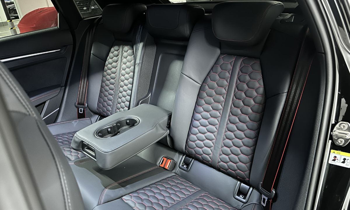 Audi RS3 SportBack Quattro S-Tronic (8Y) – Foto 11