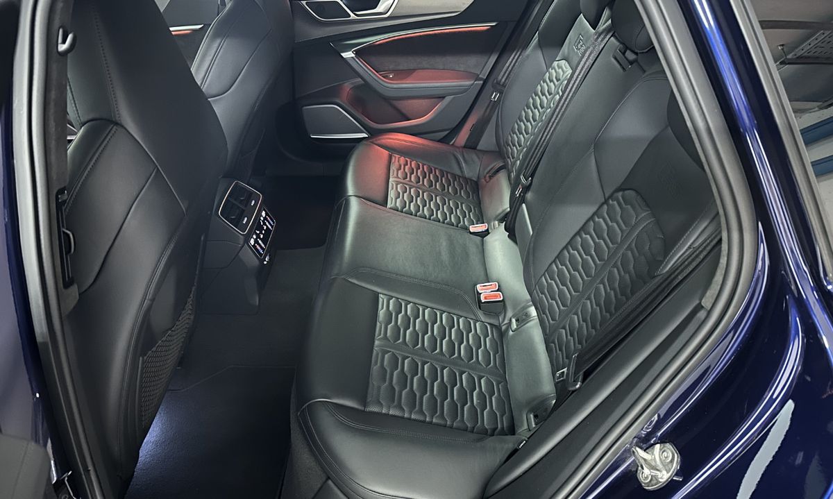 Audi RS6 Avant Quattro Tiptronic – Foto 11