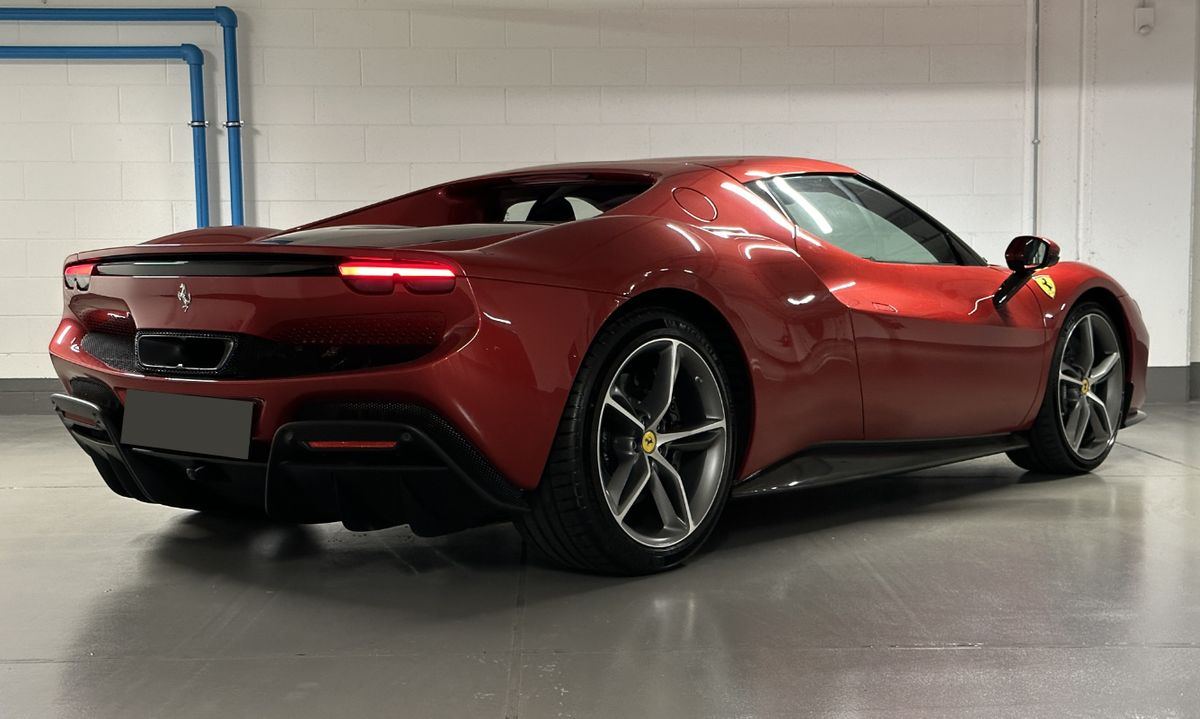 Ferrari 296 GTB – Foto 4