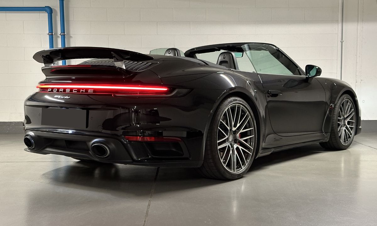 Porsche 911 992 Turbo Cabriolet – Foto 12