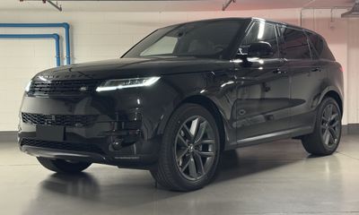 Range Rover Sport S D250 in Brussels - next