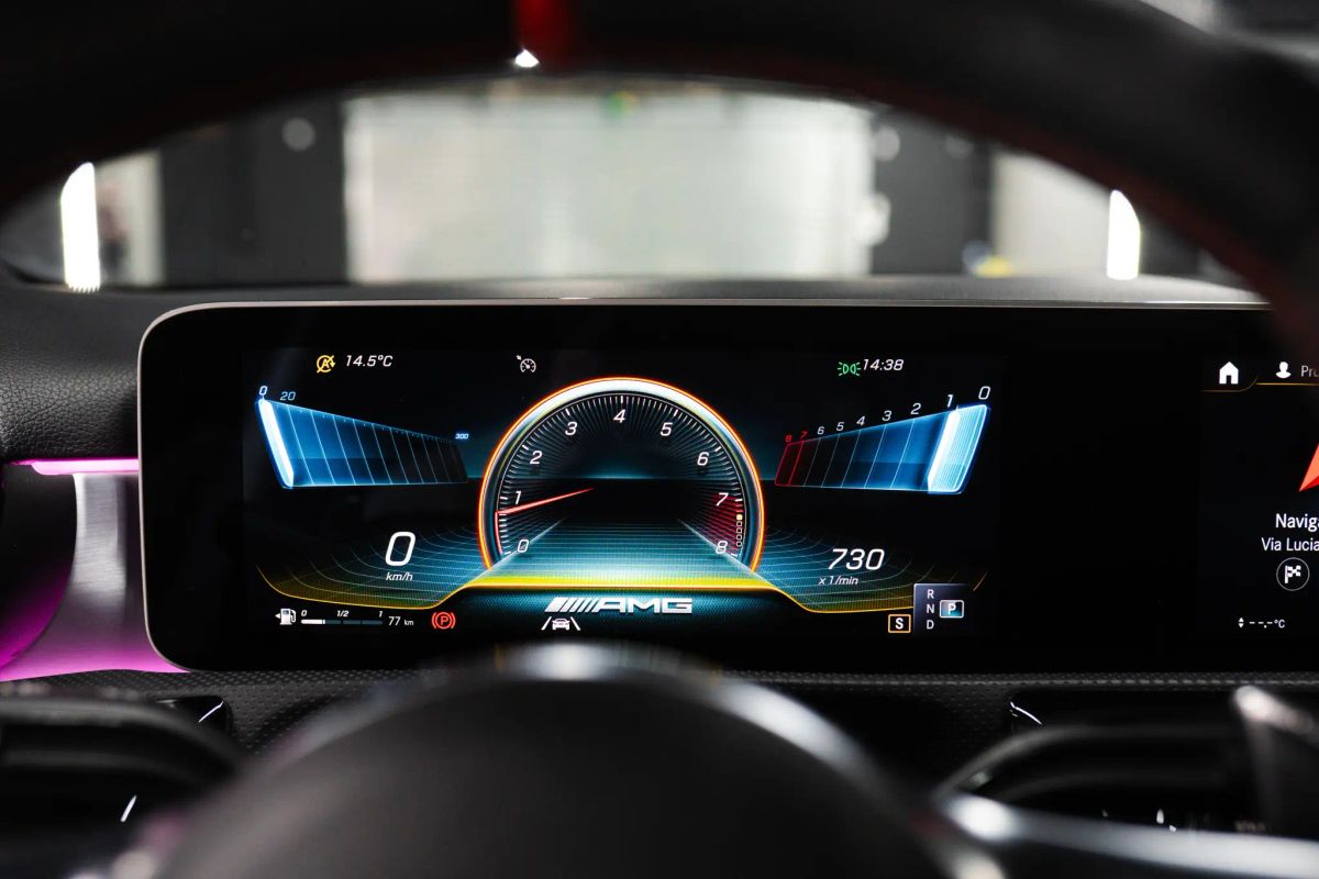 Mercedes-Benz A45s AMG – Foto 4