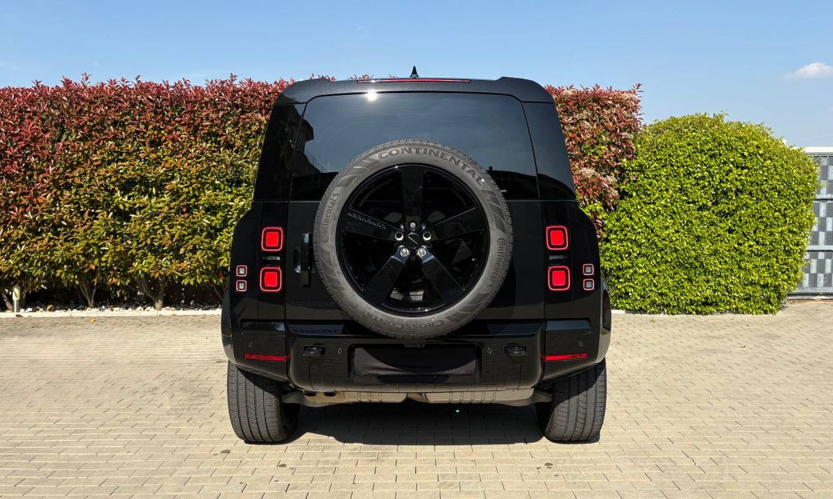 Land Rover Defender 110 HSE (7 Seats) – Foto 4