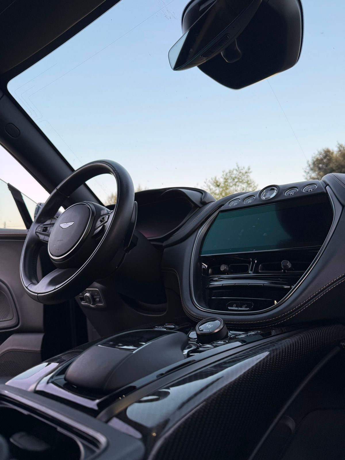 Aston Martin DBX 707 Black – Foto 8