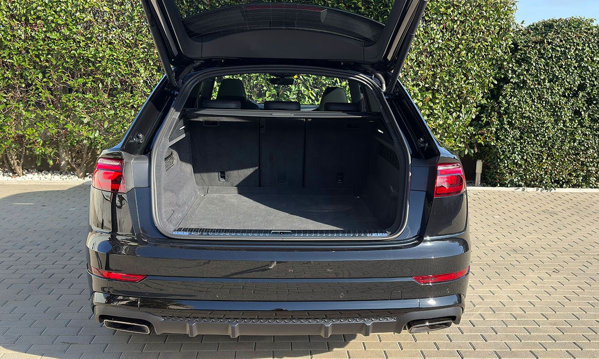 Audi Q8 S Line – Foto 6