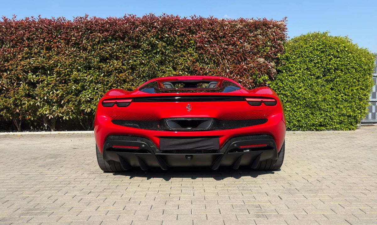 Ferrari 296 GTS – Foto 5