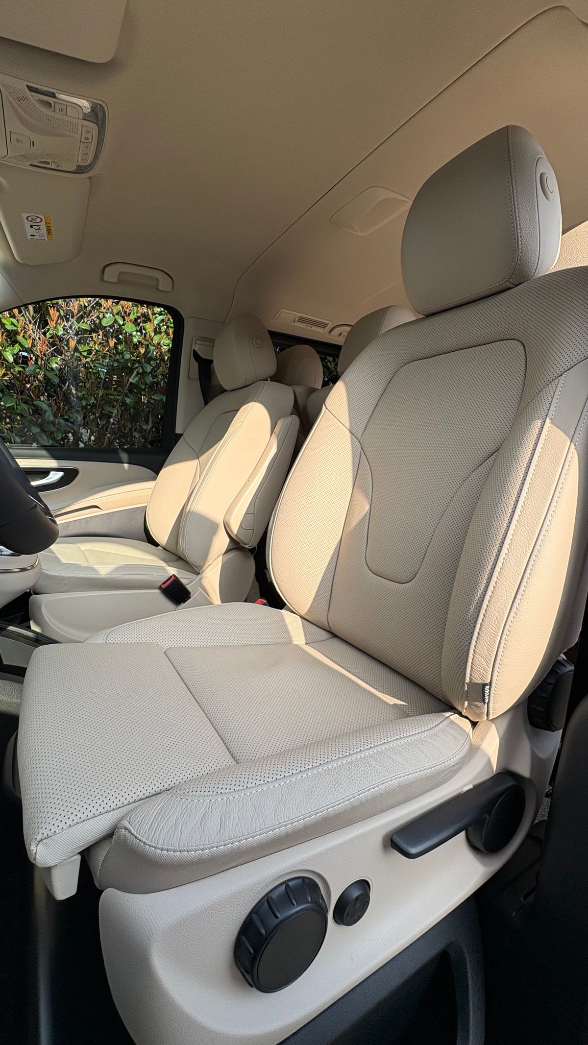 Mercedes-Benz V class extralong 2026 – Foto 4