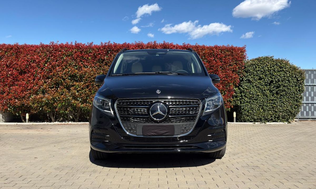 Mercedes-Benz V class extralong 2026 – Foto 10