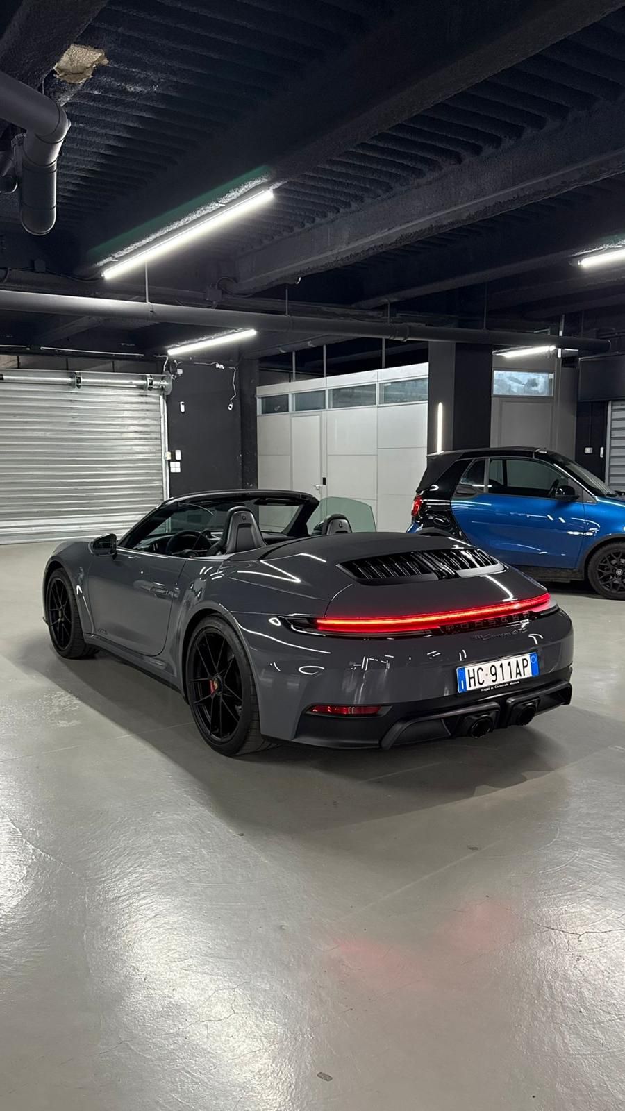 Porsche 911 992 4 GTS Cabriolet Grey – Foto 5
