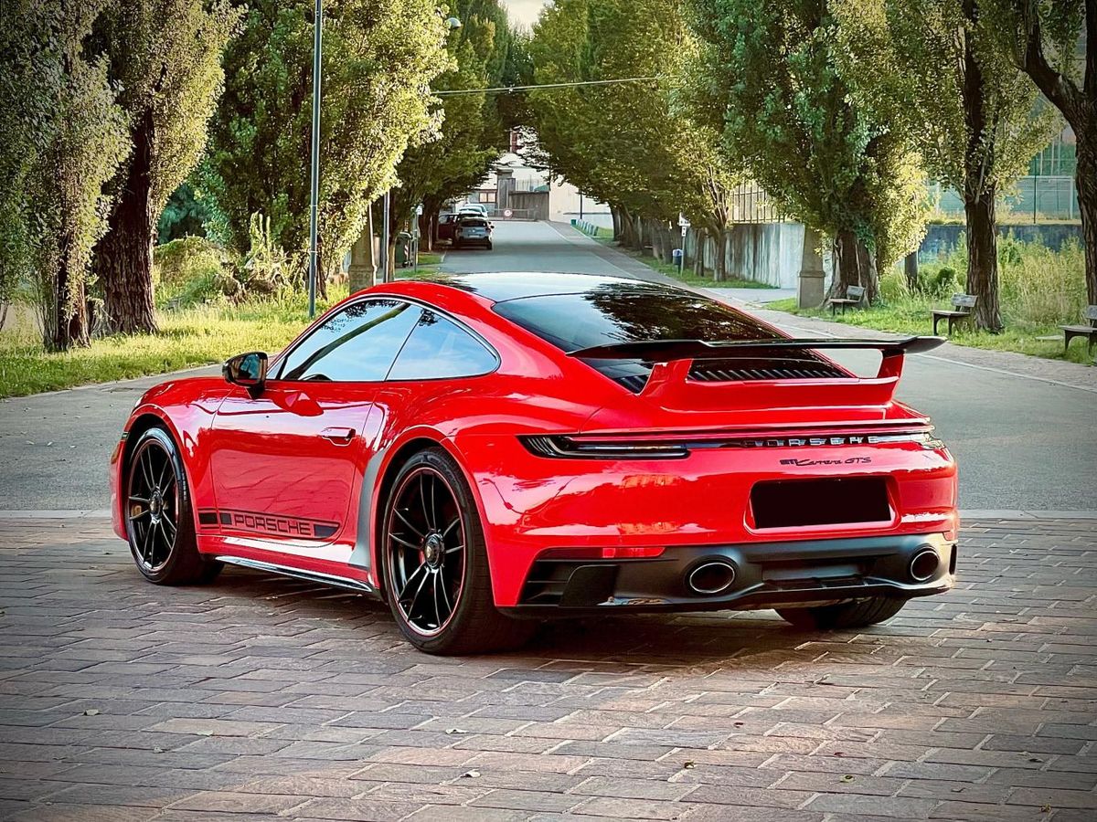 Porsche 911 992 Carrera GTS – Foto 2