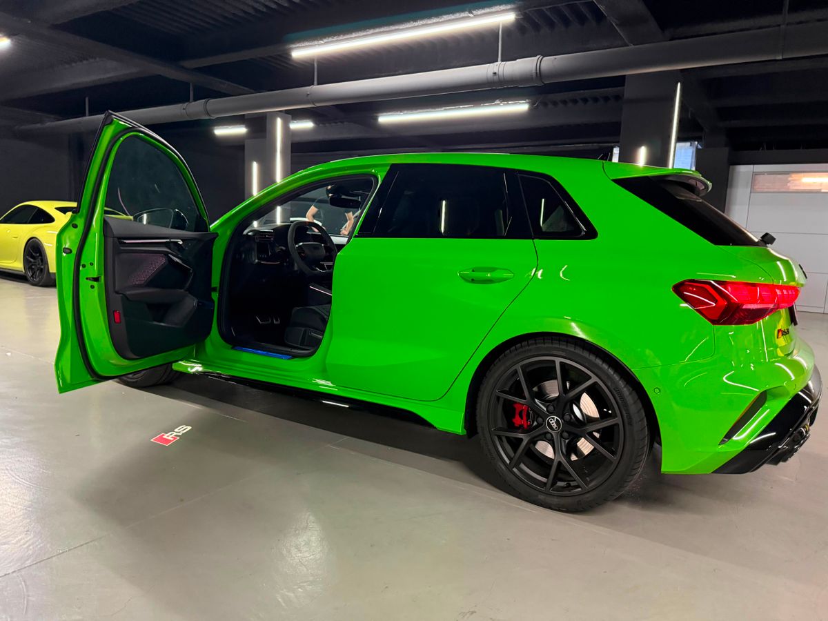 Audi RS3 Sportback 2026 Green – Foto 4