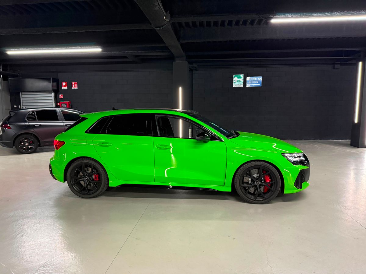 Audi RS3 Sportback 2026 Green – Foto 8