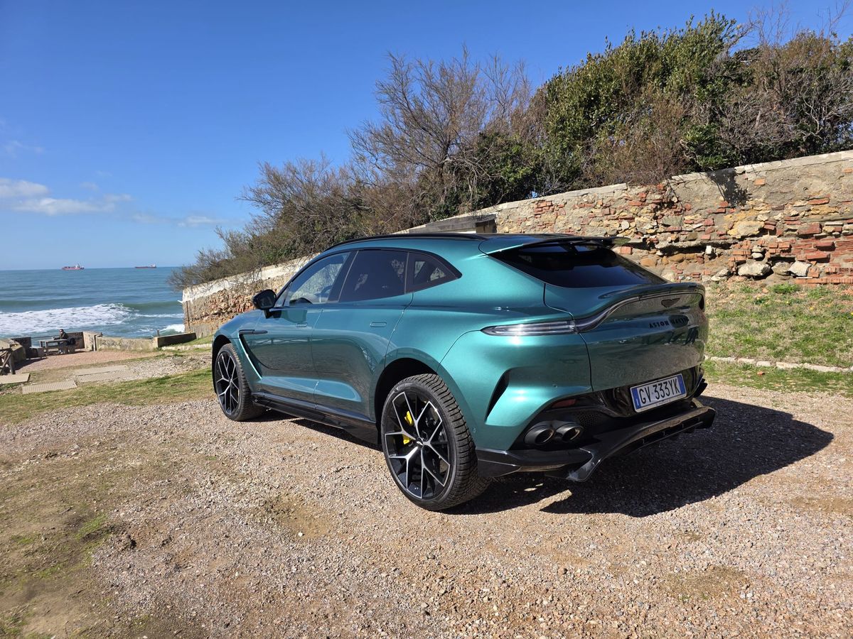 Aston Martin DBX 707 Green Racing – Foto 7