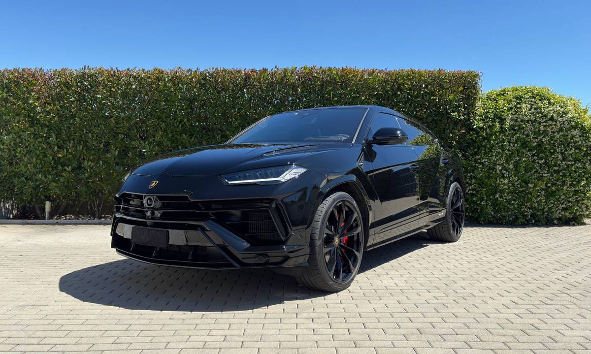 Lamborghini Urus S Nera