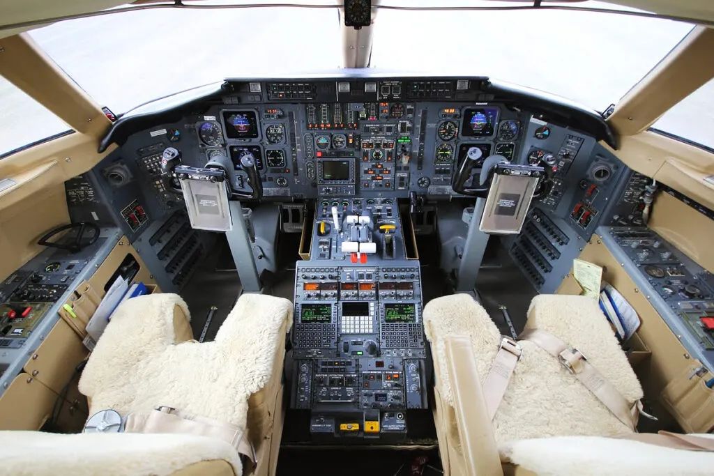 BOMBARDIER BOMBARDIER CHALLENGER 600 – صورة 4