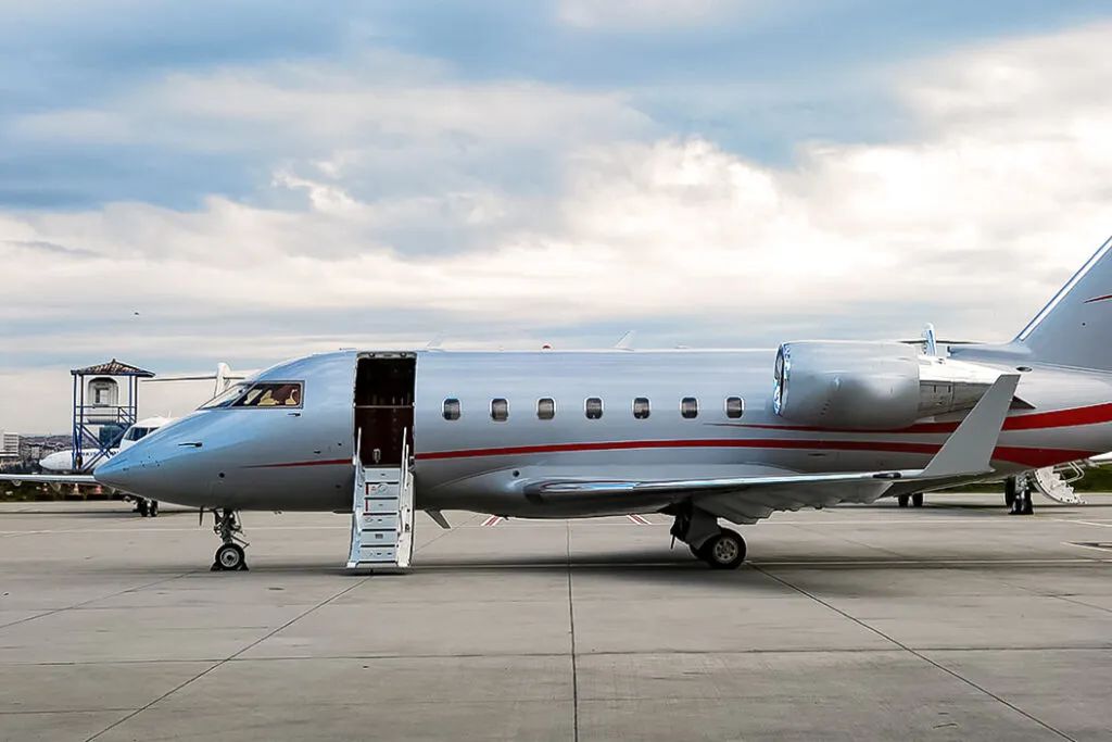 BOMBARDIER BOMBARDIER CHALLENGER 604