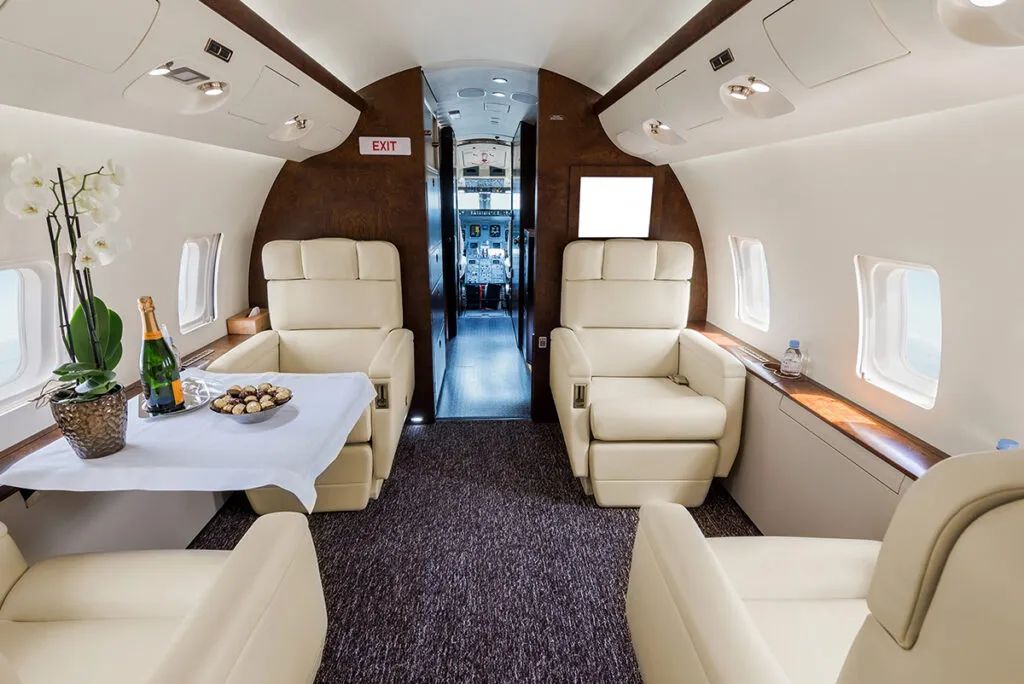 Bombardier Bombardier Challenger 850 – صورة 2