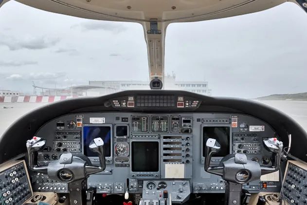 Cessna Cessna Citation bravo – صورة 4
