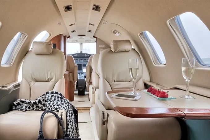 Cessna Cessna Citation bravo – صورة 2
