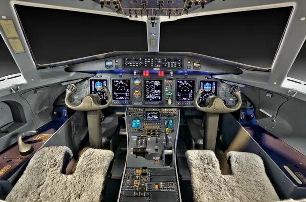 Dornier Dornier 328 Jet – صورة 3