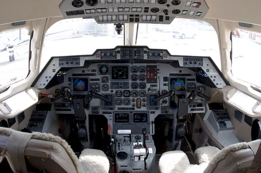 Hawker Beechcraft Hawker Beechcraft Hawker 1000 – صورة 4