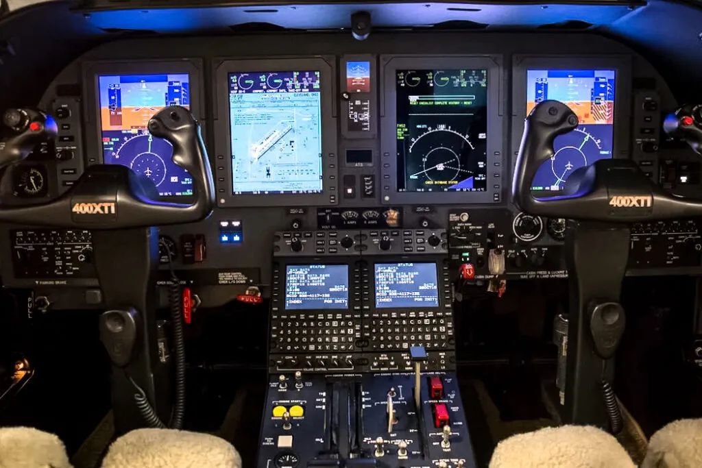 Beechcraft Beechcraft HAWKER 400 – صورة 4
