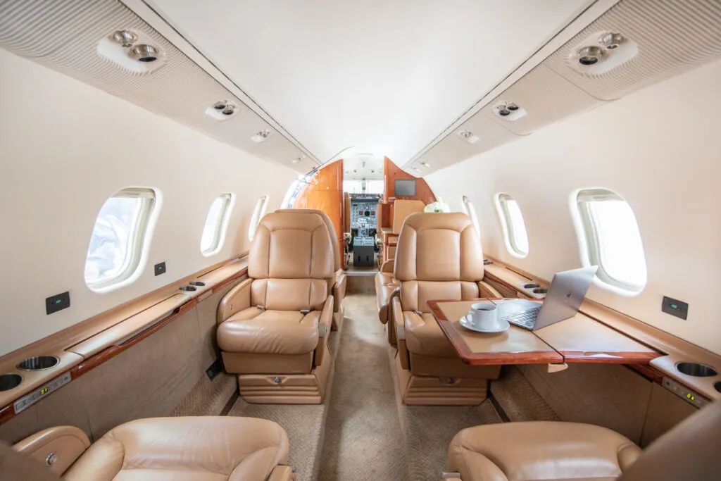 BOMBARDIER BOMBARDIER LEARJET 60 / 60XR – صورة 2