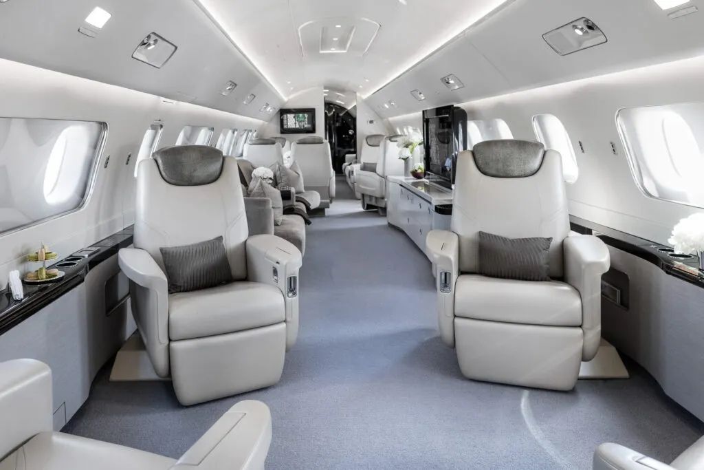 Embraer Embraer Lineage 1000 – صورة 2