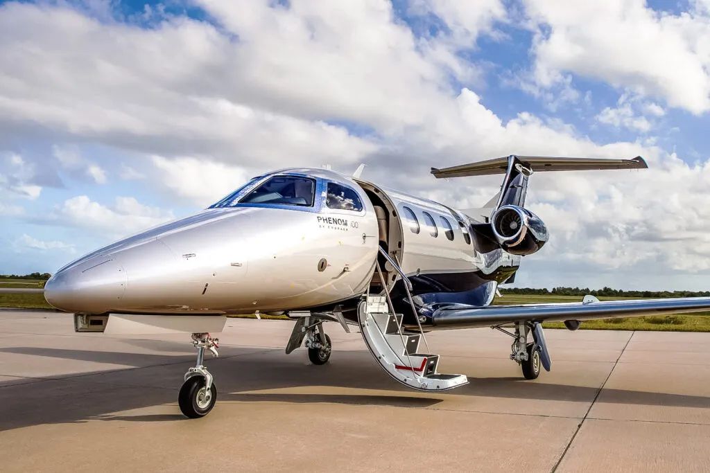 Embraer Embraer Phenom 100