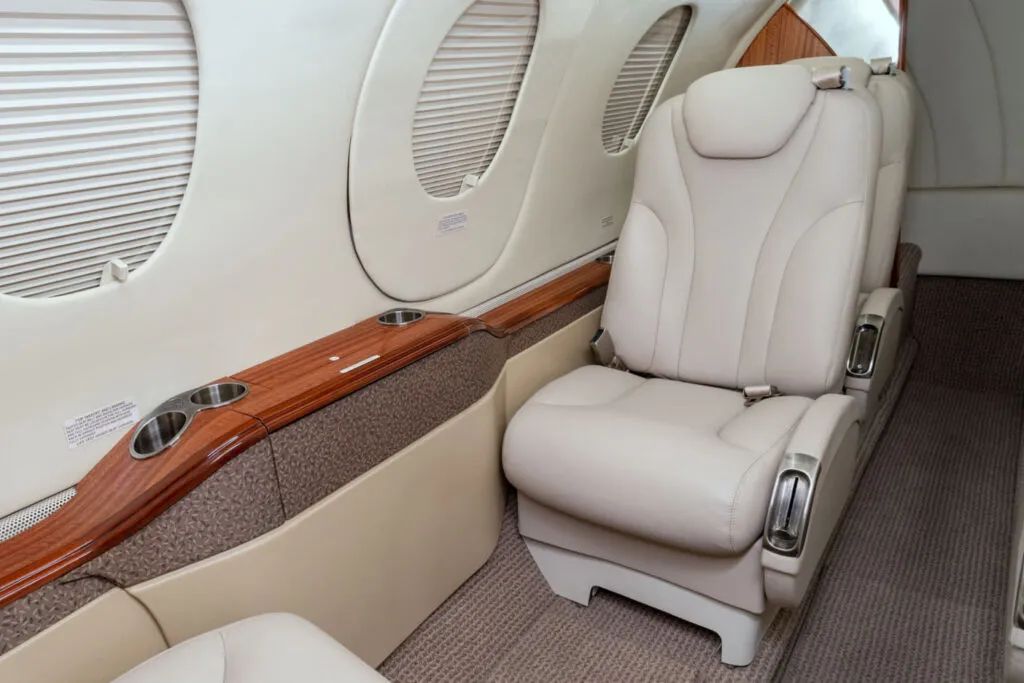 Hawker Hawker PREMIER 1 – صورة 3