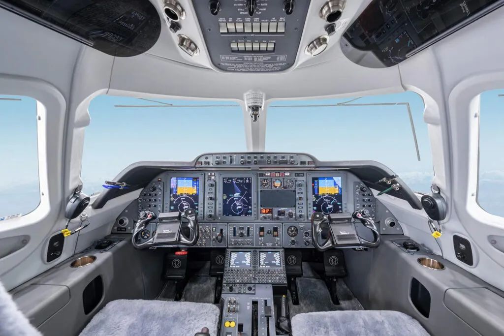 Hawker Hawker PREMIER 1 – صورة 5