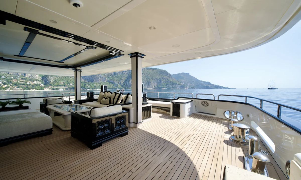 Benetti LIONESS V – صورة 9