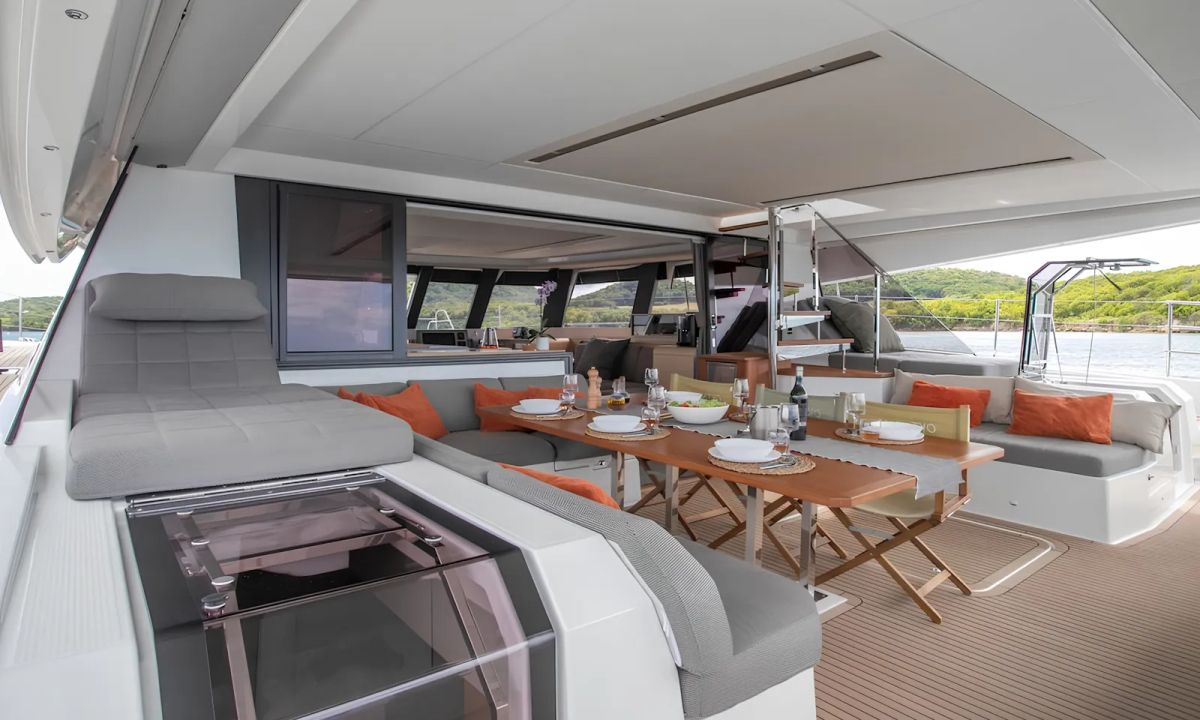 Fountaine Pajot OKINAWA – صورة 10