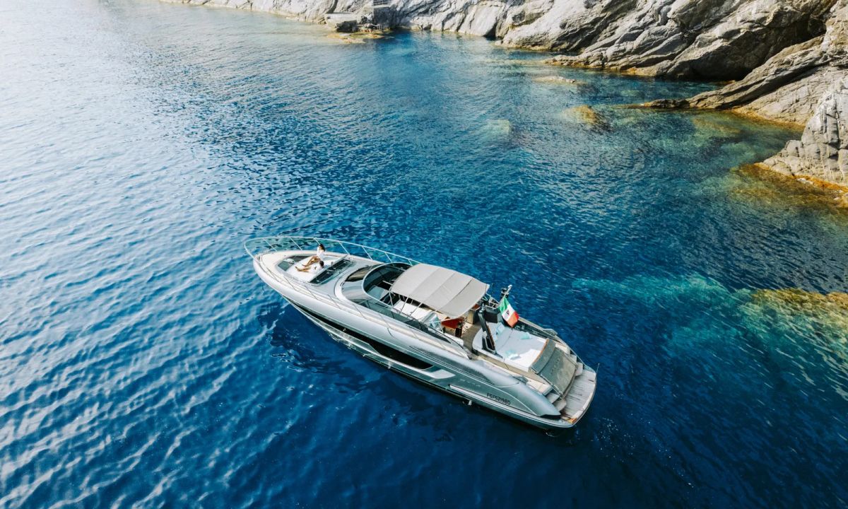 Riva SPECTRE – صورة 3